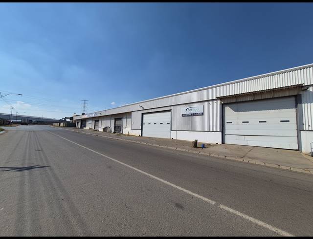 6,400M² WAREHOUSE TO LET IN HERIOTDALE
